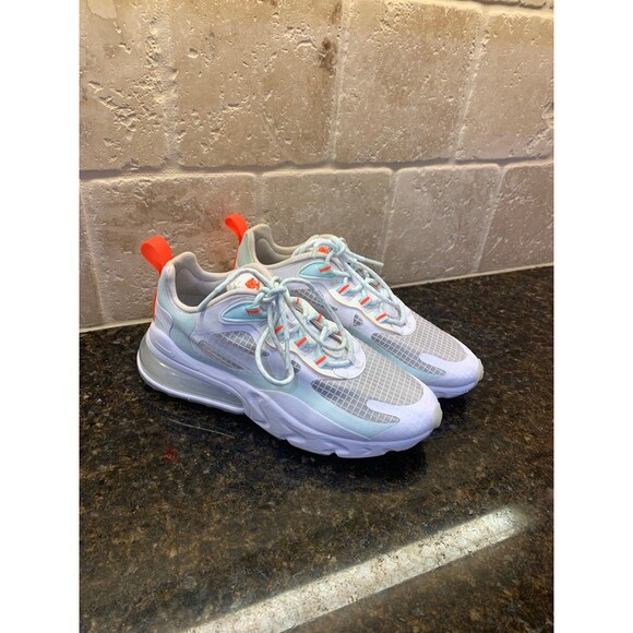 Nike Air Max 270 React SE 'Hyper Crimson' Women’s 6.5 EUC - Picture 2 of 8